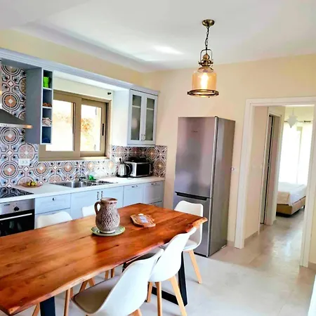 Kotseris Luxury Villas, Jiovanni & Angelina Villa *